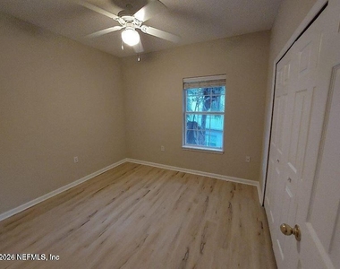 7151 Deerfoot Point Circle - Photo Thumbnail 11