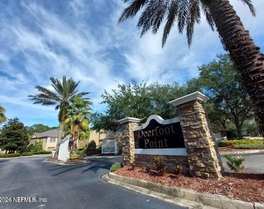 7151 Deerfoot Point Circle - Photo Thumbnail 14