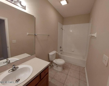 7151 Deerfoot Point Circle - Photo Thumbnail 10