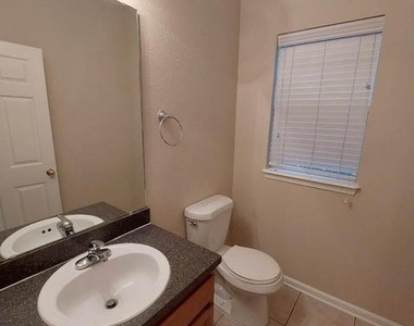 7151 Deerfoot Point Circle - Photo Thumbnail 5