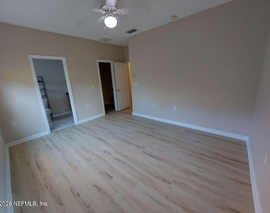7151 Deerfoot Point Circle - Photo Thumbnail 7