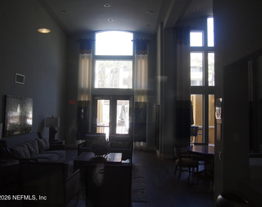 8539 Gate Parkway - Photo Thumbnail 35