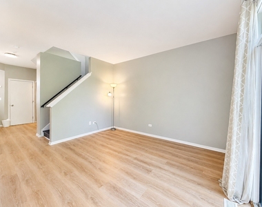 2912 White Thorn Circle - Photo Thumbnail 10