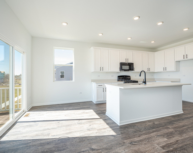 4283 Chelsea Manor Circle - Photo Thumbnail 6