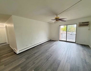 841 Blossom Lane - Photo Thumbnail 3