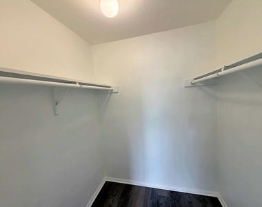 841 Blossom Lane - Photo Thumbnail 10