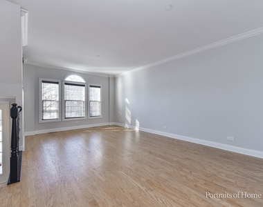 850 Shandrew Drive - Photo Thumbnail 3