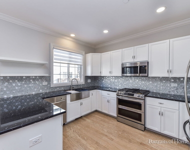 850 Shandrew Drive - Photo Thumbnail 6