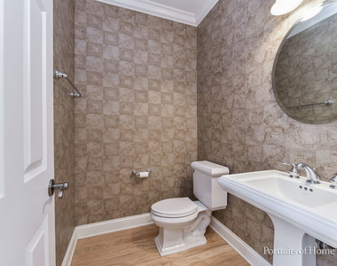 850 Shandrew Drive - Photo Thumbnail 13