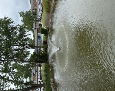 1900 W Knightsbridge Drive - Photo Thumbnail 14