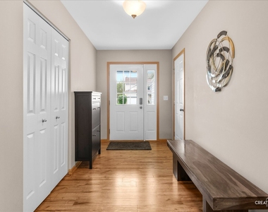 2772 Cranston Circle - Photo Thumbnail 9
