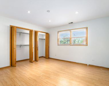 6120 W Eastwood Avenue - Photo Thumbnail 6