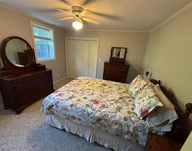 544 E Ponce De Leon Avenue - Photo Thumbnail 5