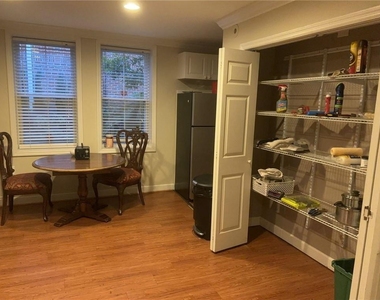 544 E Ponce De Leon Avenue - Photo Thumbnail 4