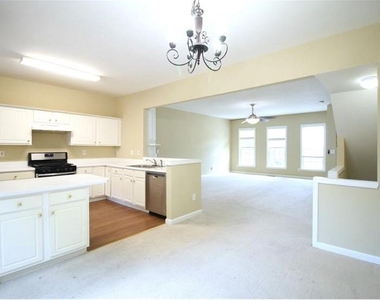3915 Howell Park Road - Photo Thumbnail 9