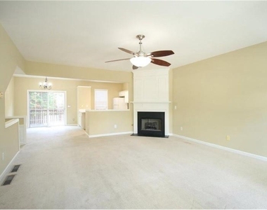 3915 Howell Park Road - Photo Thumbnail 16