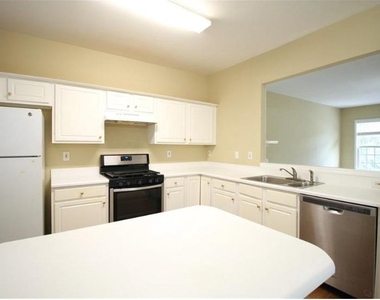 3915 Howell Park Road - Photo Thumbnail 11