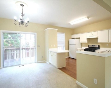 3915 Howell Park Road - Photo Thumbnail 13