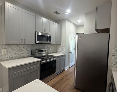 6035 Bayrose Circle - Photo Thumbnail 7