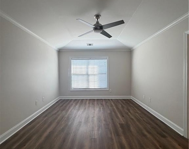 6035 Bayrose Circle - Photo Thumbnail 16