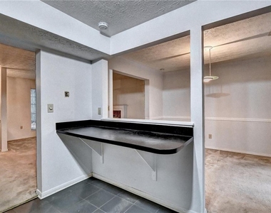 3241 Shadow Walk Lane - Photo Thumbnail 13