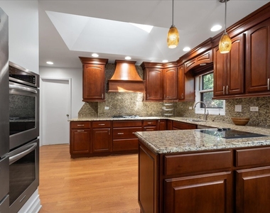 2821 Covert Road - Photo Thumbnail 13