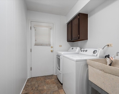 2821 Covert Road - Photo Thumbnail 16