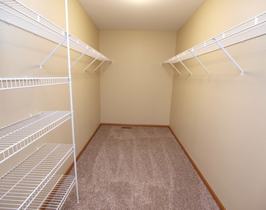 8116 Bluestem Avenue - Photo Thumbnail 21