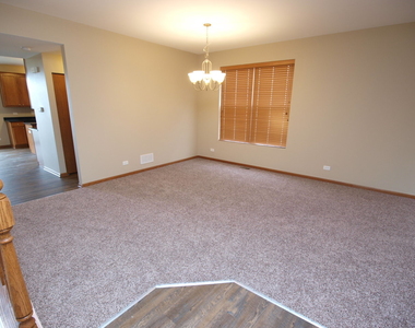 8116 Bluestem Avenue - Photo Thumbnail 2