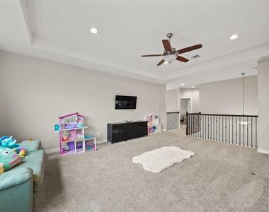 24031 Corinaldo Court - Photo Thumbnail 13