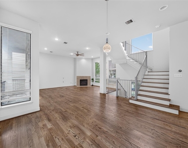 818 Lester Street - Photo Thumbnail 14