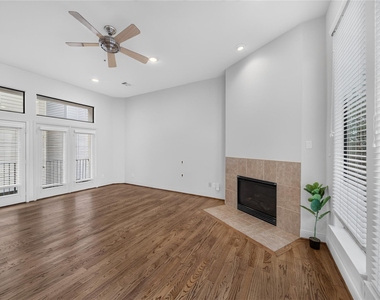 818 Lester Street - Photo Thumbnail 23