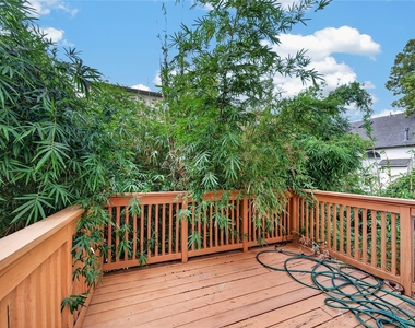 818 Lester Street - Photo Thumbnail 49