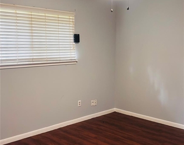 8343 Sterlingshire Street - Photo Thumbnail 8