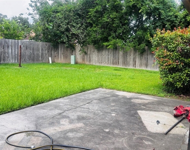 8343 Sterlingshire Street - Photo Thumbnail 16