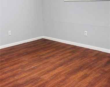 8343 Sterlingshire Street - Photo Thumbnail 7