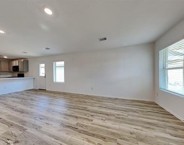 27022 Winward Creek Trail - Photo Thumbnail 3