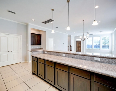2727 Misty Heath Lane - Photo Thumbnail 18