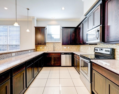 2727 Misty Heath Lane - Photo Thumbnail 16