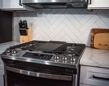 3613 Rosalie Street - Photo Thumbnail 4