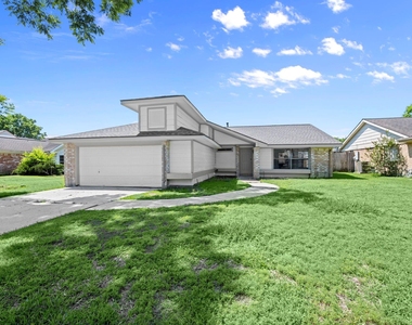 7415 Creekfield Drive - Photo Thumbnail 29