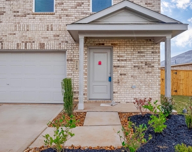 719 719 Falling Cave Dr - Photo Thumbnail 1