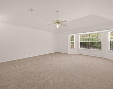 2431 Parkwood Lane - Photo Thumbnail 19