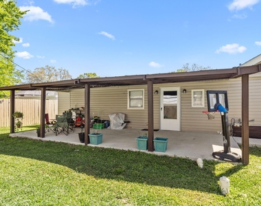 1211 Trimm Avenue - Photo Thumbnail 19