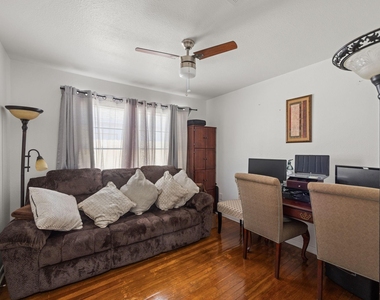 1211 Trimm Avenue - Photo Thumbnail 7