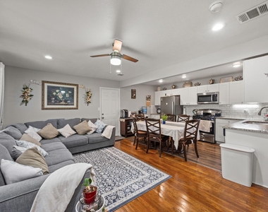 1211 Trimm Avenue - Photo Thumbnail 4