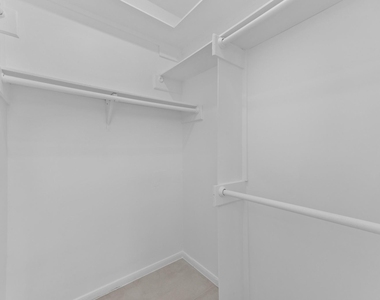 17402 Wilton Park Court - Photo Thumbnail 37