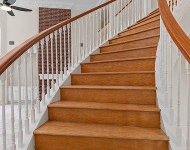 17402 Wilton Park Court - Photo Thumbnail 7
