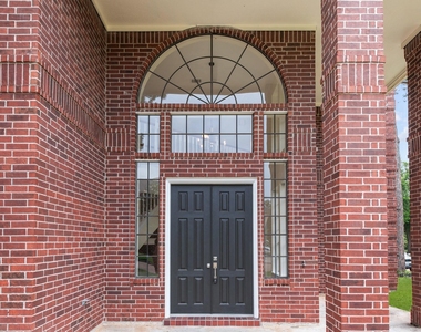 17402 Wilton Park Court - Photo Thumbnail 1