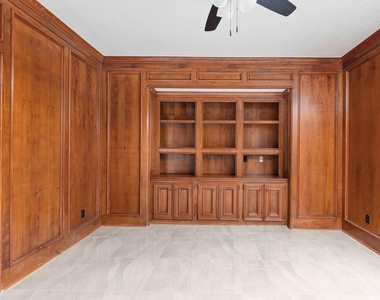 17402 Wilton Park Court - Photo Thumbnail 15